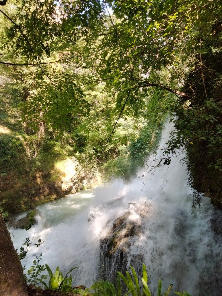 la violenza dell'acqua come quella domestica